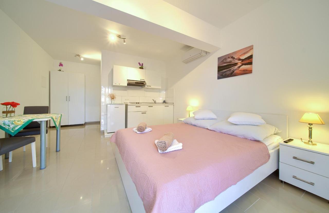 Apartmani Mara Matic 马林斯卡 外观 照片